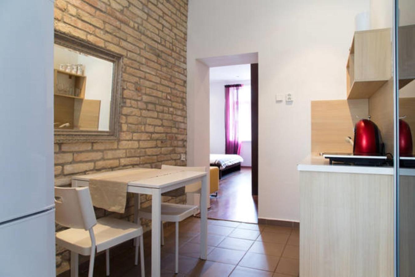 Romantic Central Flat Bratislava Esterno foto